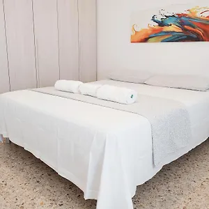 Enjoy , Milán Italia