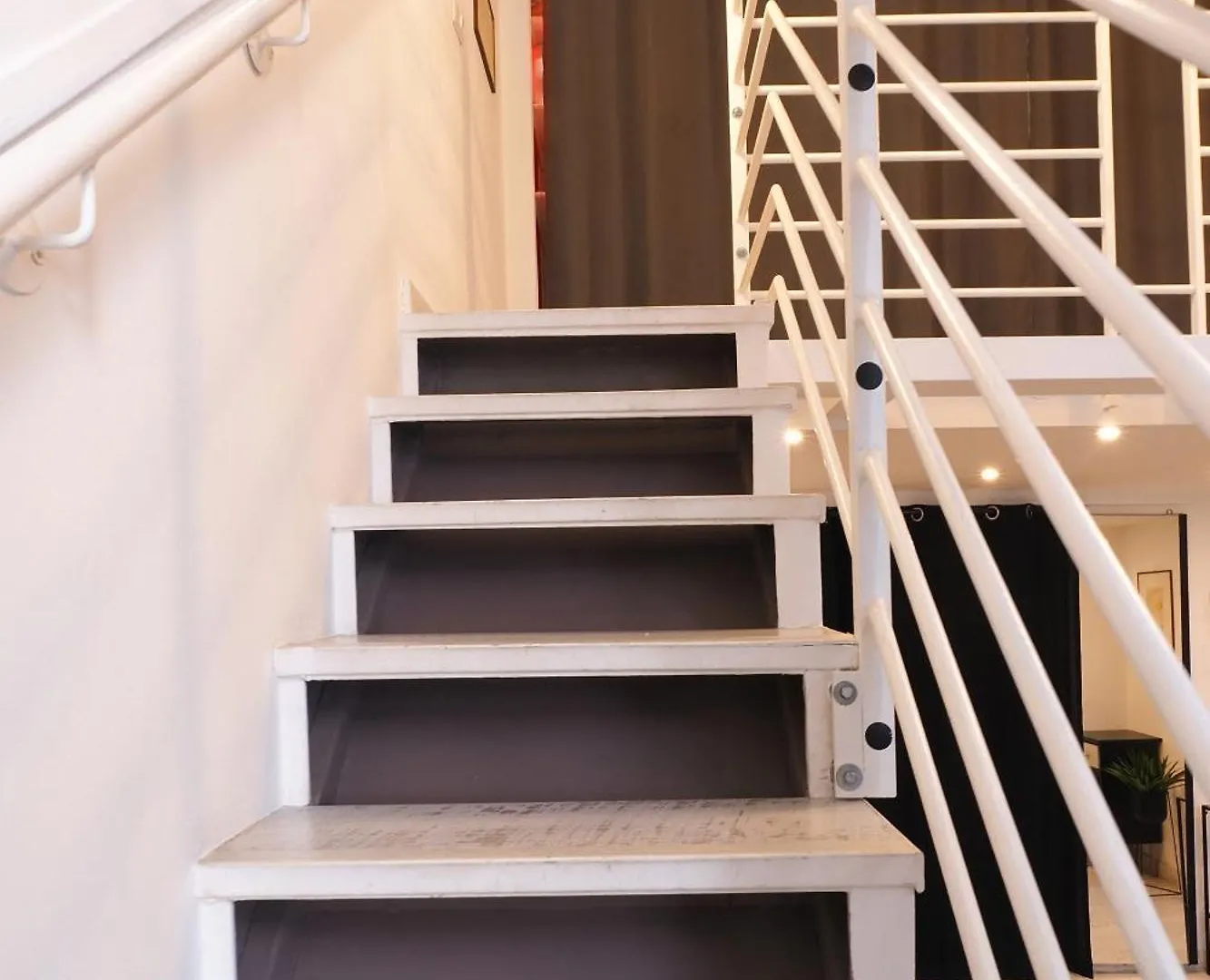 Apartmán Primopiano - Schiaparelli A Flat Milán 0*,