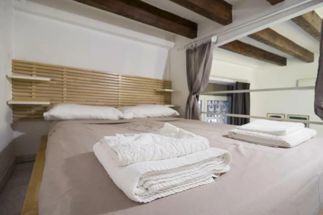 Apartmán Primopiano - Schiaparelli A Flat Milán 0*,